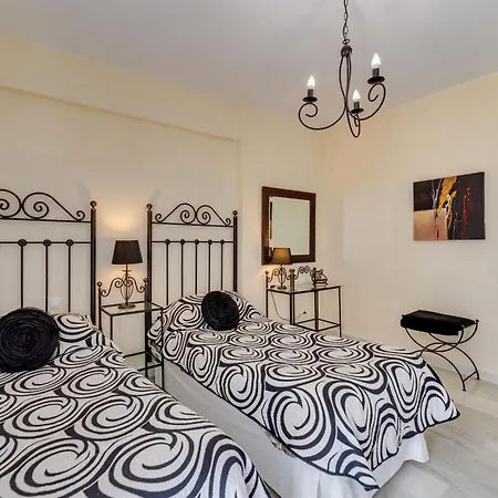 Beachside Puerto Banus Luxury Aprt3 Appartamento Marbella