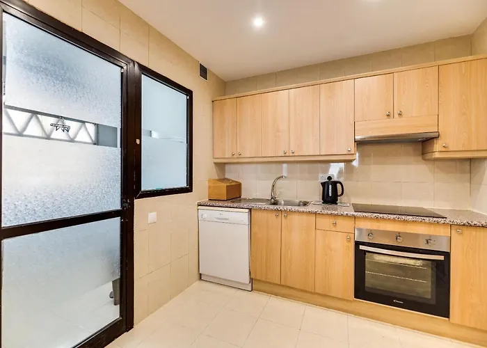 Beachside Puerto Banus Luxury Aprt3 Marbella