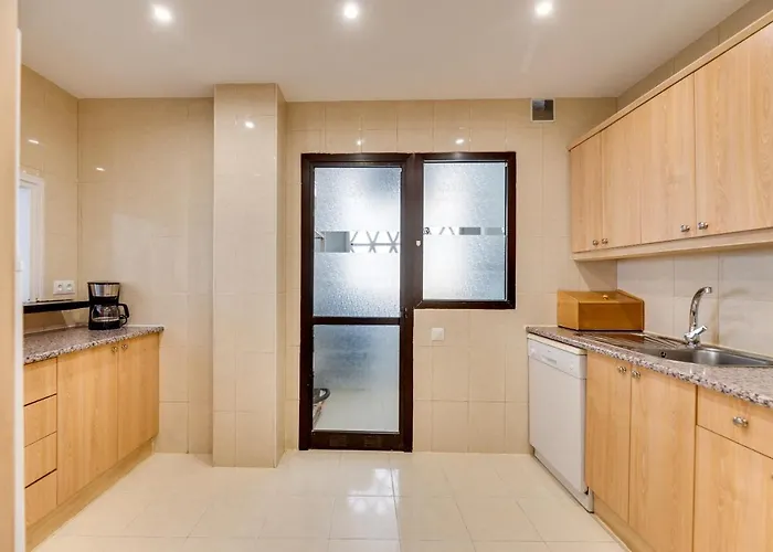 Beachside Puerto Banus Luxury Aprt3 Marbella