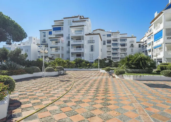 Beachside Puerto Banus Luxury Aprt3 Apartment