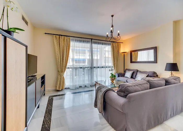 Beachside Puerto Banus Luxury Aprt3 Apartment