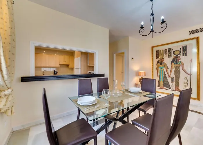Beachside Puerto Banus Luxury Aprt3 Apartment *
